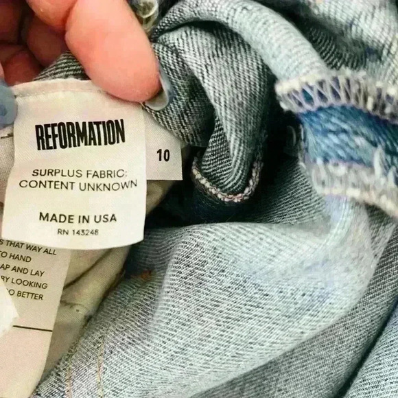 REFORMATION JIGSAW TWO TONED DECONSTRUCTED DENIM MINI SKIRT - Picture 6 of 7